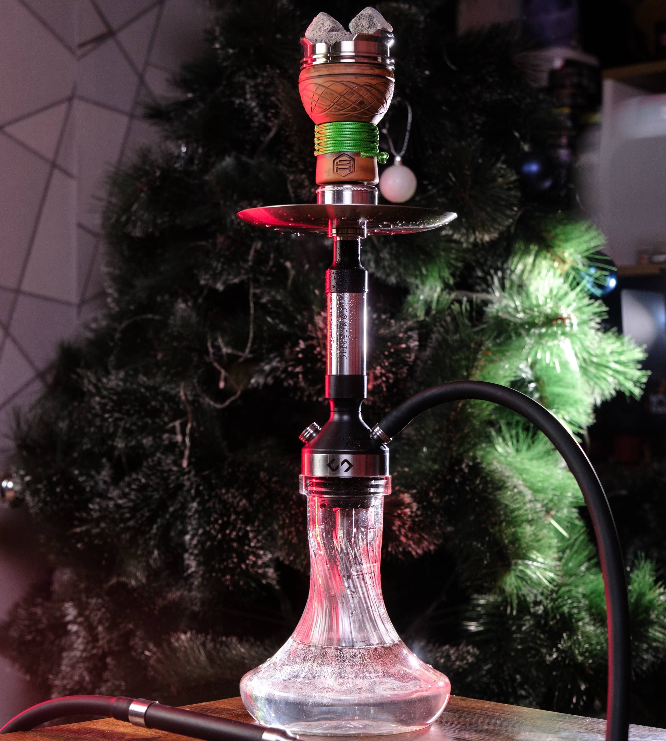 Пост из канала japonaconcepticsolomon Japona Hookah и Conceptic Design поздравляют всех с наступающими Новым Годом! | HOOKAH-HOUSE | Доставка и аренда кальянов Japona Hookah и Conceptic Design поздравляют всех с наступающими Новым Годом!