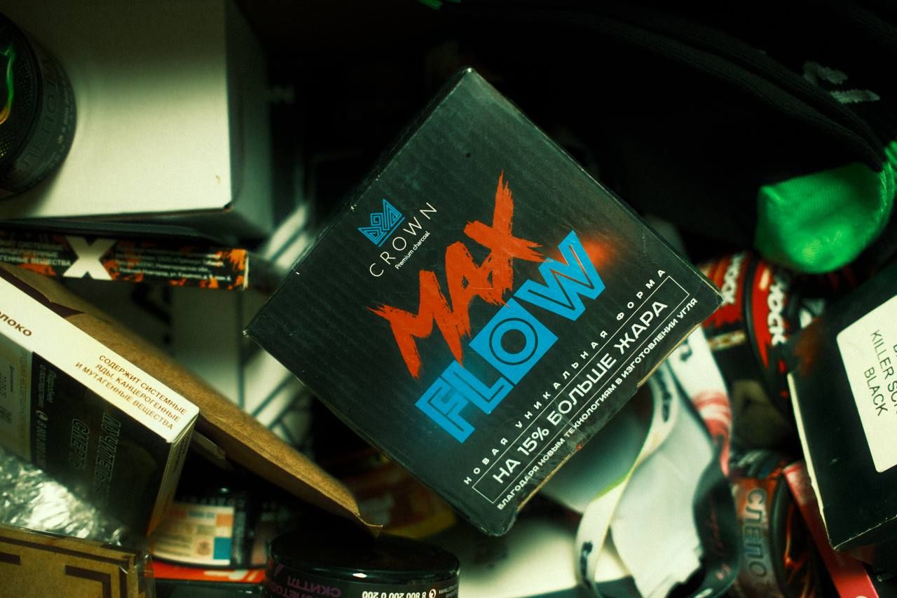 Кстати, в наших боксах будет только один уголёк, но зато лучший!=)