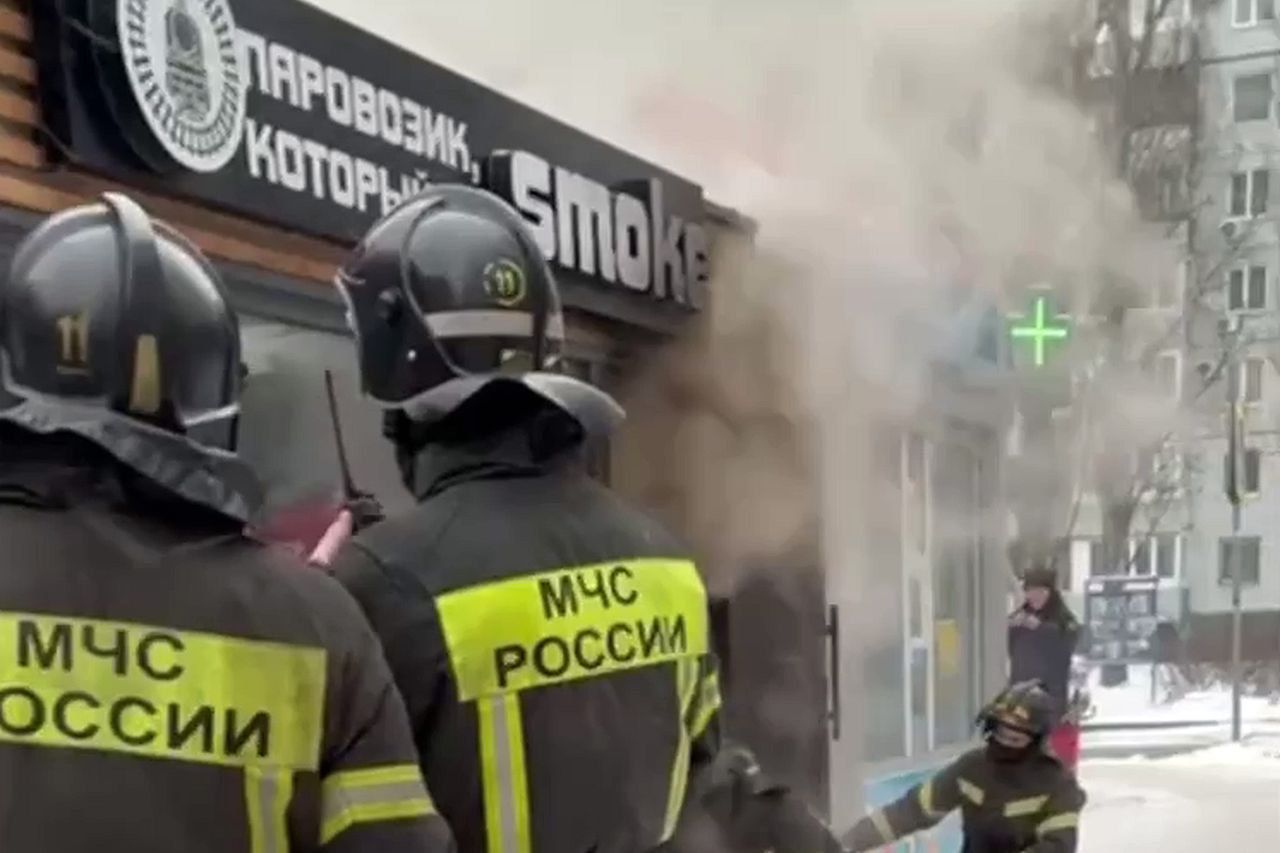 В ТОЛЬЯТТИ 26 ДЕКАБРЯ ЗАГОРЕЛСЯ📣 ВЕЙПШОП "ПАРОВОЗИК, КОТОРЫЙ SMOKE" 🔥🔥🔥 Адрес: бульвар...